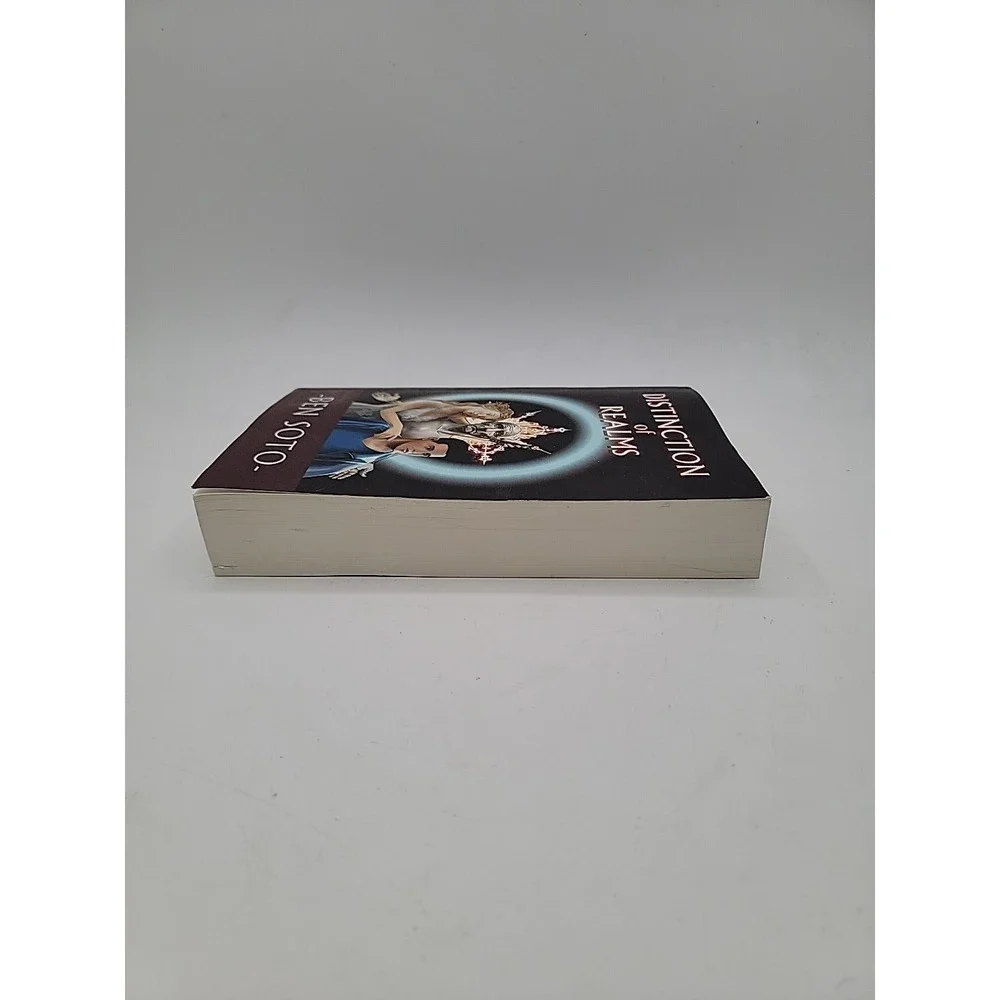 Distinction of‎ Realms the Messengers by Ben Soto (2018, Uk- a Format Paperback)